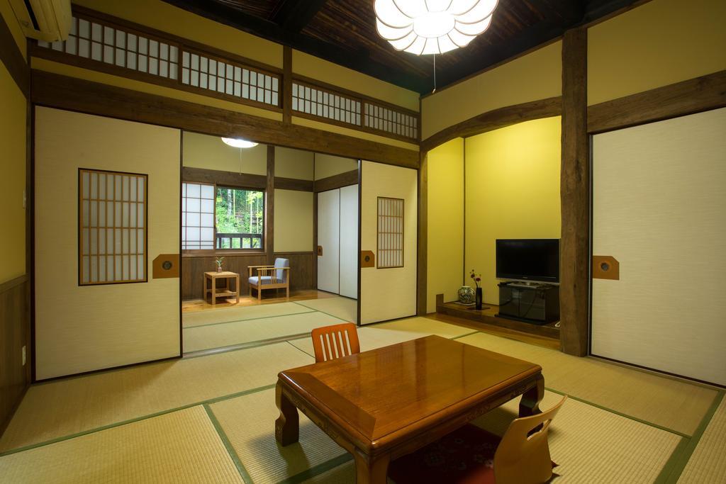 ホテル 扇温泉おおぎ荘 南小国町 エクステリア 写真