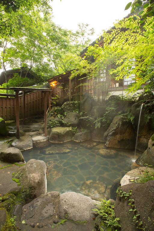 ホテル 扇温泉おおぎ荘 南小国町 エクステリア 写真